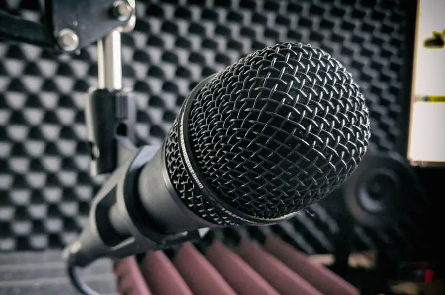 Best Dynamic Microphone For Your Studio