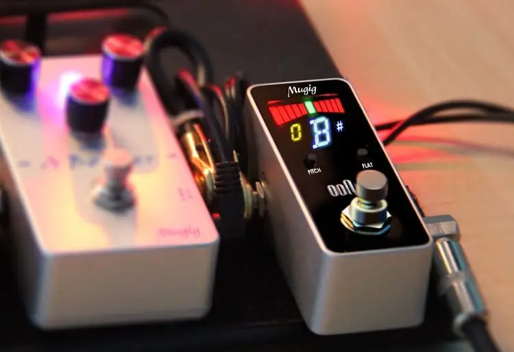 Guitar Tuner Pedals - 14 Best Tuner Pedals for Guitar (2021 Review)