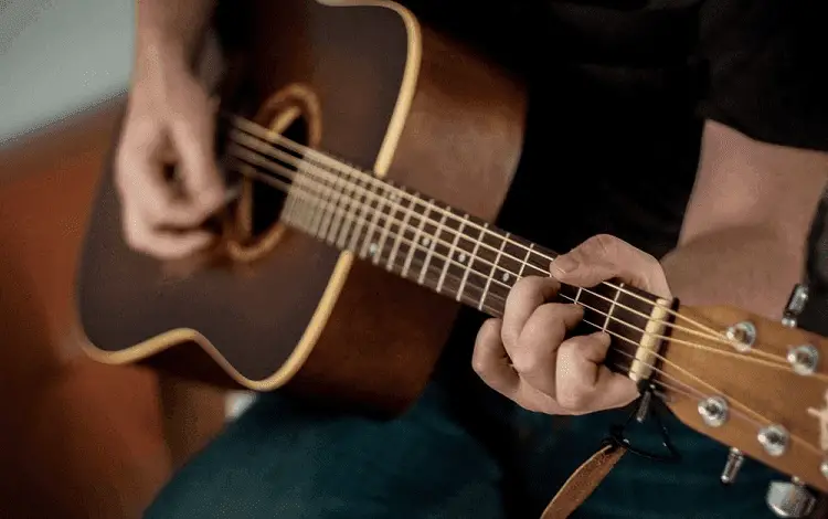 learning to play acoustic guitar