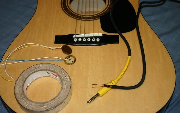 proces of piezo pickup installation